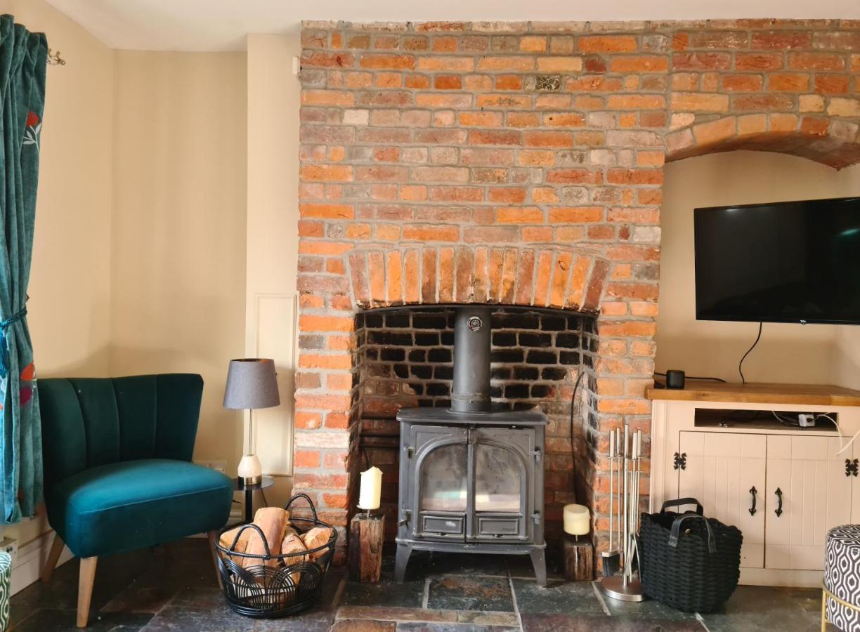 Gorgeous 2 Bedroom Kintbury Cottage Extérieur photo