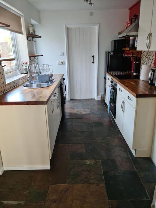 Gorgeous 2 Bedroom Kintbury Cottage Extérieur photo